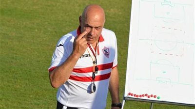 جروس يعلن قائمة الزمالك لمواجهة الاتحاد السكندري