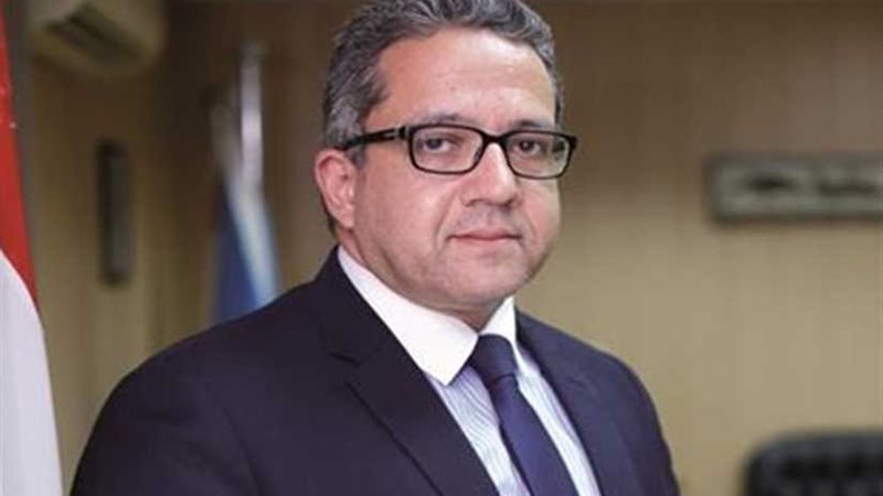 أسامة النحاس مشرفا