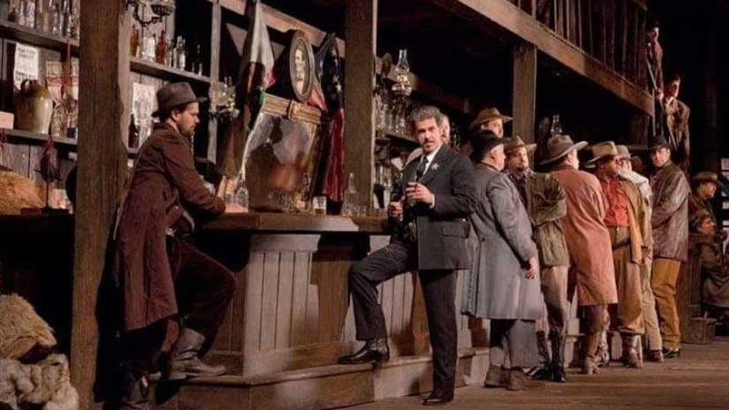 رائعة بوتشينى فتاة