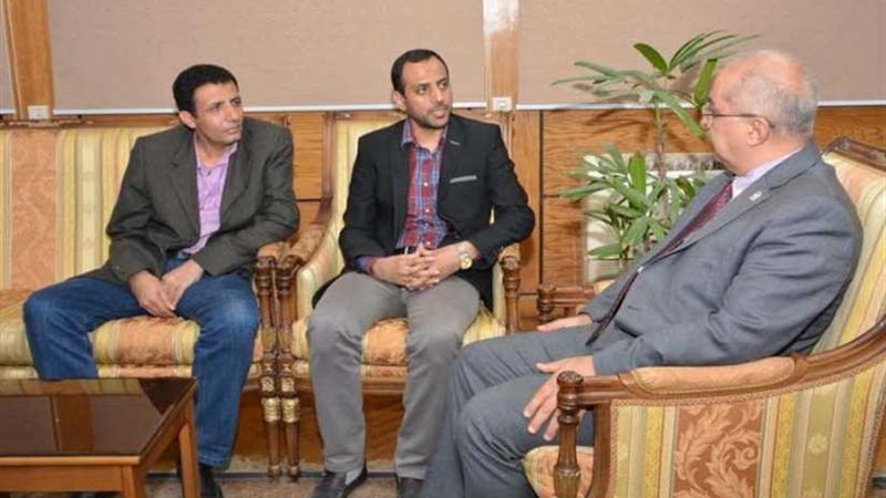 علاج جرحى ومصابي