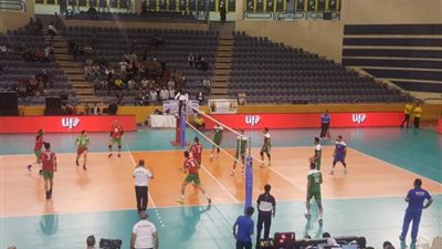 الجزائر تهزم العراق 3 /1 فى البطولة العربية للطائرة