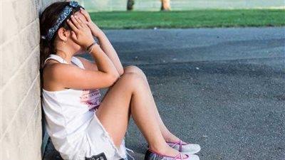 طفلان 7سنوات يغتصبان طفلة عمرها 6 أعوام بعد مشاهدتهما أفلام جنسية