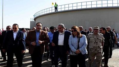 رئيس الوزراء يبدأ جولته بمحافظة الشرقية بتفقد توسعات الصرف الصحى بالزقازيق