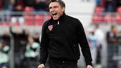 كارتيرون يدافع عن الشناوي: 