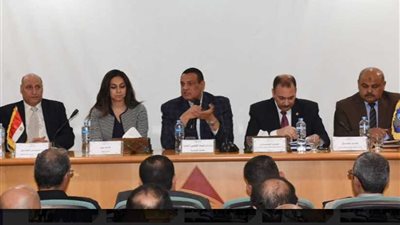 محافظ البحيرة يستقبل مدير منظومة الشكاوى بـ