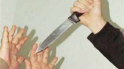 ينهي حياة زميله لمطالبته بـ300 جنيه