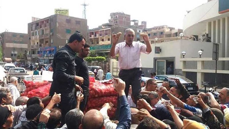 رئيس ميت غمر يعتلي