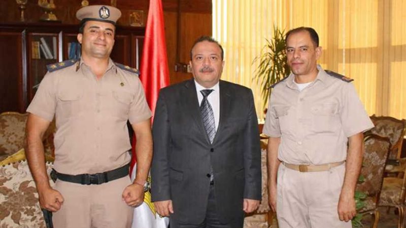 سبع يكرم رئيس نقطة