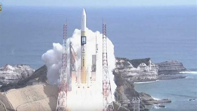 لحظة إطلاق  خليفة