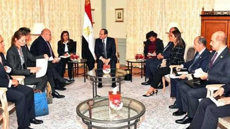 الرئيس السيسي يلتقي
