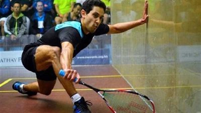 طارق مؤمن يتأهل لثمن نهائي قطر كلاسيك للاسكواش