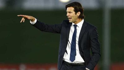 سولاري يقود أول مران مع ريال مدريد بعد قرار تعيينه