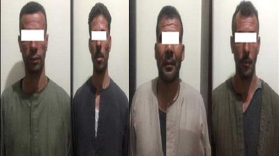 القبض على 4 بحوزتهم تابوت ومومياء بالجيزة.. صور