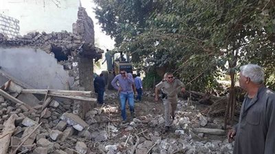 تنفيذ 25 إزالة لتعديات بالقوصية.. صور