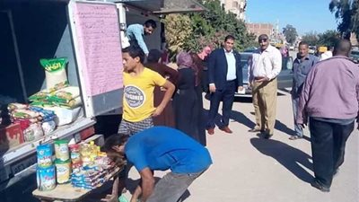 سيارات تموين الإسماعيلية تحارب الغلاء