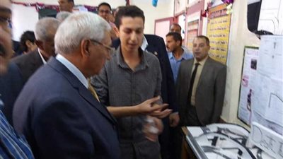 محافظ الدقهلية يشهد المعرض الدولي السنوي بمدرسة 
