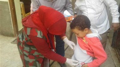 إصابة ١١ تلميذًا بالجدري بمدرسة أم القصور الابتدائية بمركز منفلوط.. صور