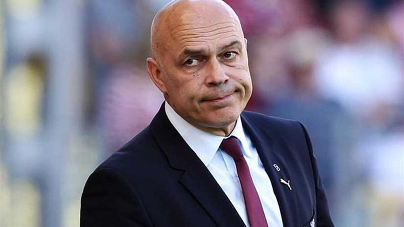 3 مفاجآت في قائمة