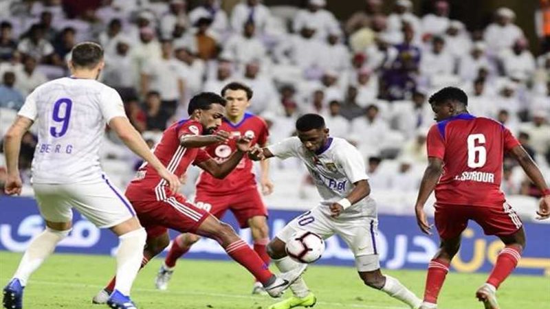 الشارقة يعزز صدارته