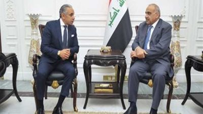 رئيس الوزراء العراقي يبحث مع السفير المصري سبل دعم التعاون الثنائي