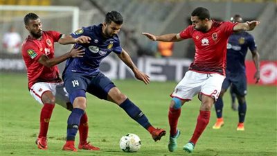 الأهلي بالأحمر والترجي بالأزرق في ذهاب نهائي الأبطال