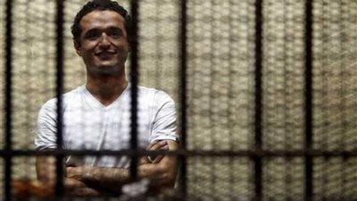 تأجيل محاكمة أحمد دومة في أحداث مجلس الوزراء لجلسة 3 نوفمبر