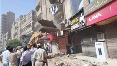 إزالة ٢٨ قرار إشغال طريق و١٣ حالة تعٍد على أراض زراعية بالقوصية