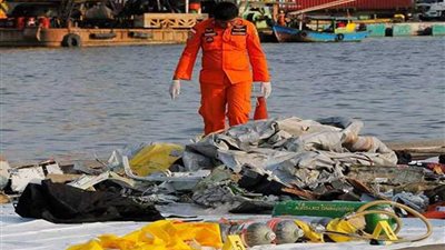 إندونيسيا : الصندوق الأسود الذي تم انتشاله يتضمن بيانات رحلة الطائرة المنكوبة