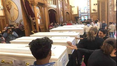 بحضور رسمي وشعبي.. إقامة صلوات الجنازة على جثامين شهداء مصر بكنيسة الأمير تادرس بالمنيا 