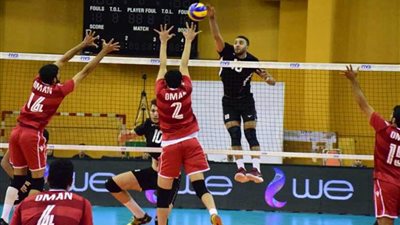 الكأس يداعب مصر والبحرين في نهائي البطولة العربية للطائرة