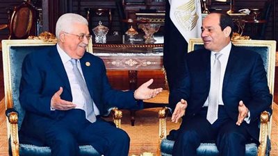 السيسي لأبومازن: مستمرون في دعم القضية الفلسطينية