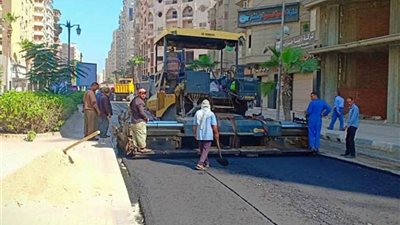 بدء الأعمال النهائية لرصف شارع عبد السلام الشاذلي بدمنهور