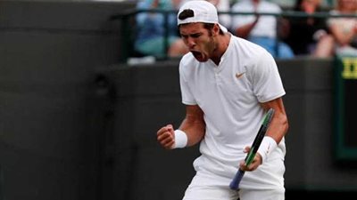 الروسى كاران خاشانوف يتوج بلقب باريس بيرسى للتنس