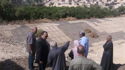 مراجعة سدود الإعاقة ومخرات السيول بساحل سليم.. 