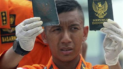 الكشف عن مفاجأة بشأن الطائرة الإندونيسية المنكوبة