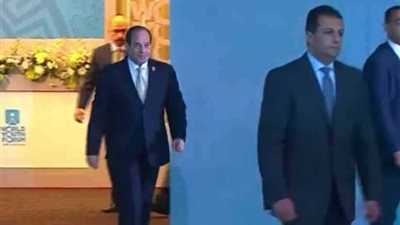 السيسي يصل مقر فعاليات جلسة إعلان توصيات منتدى شباب العالم 2018