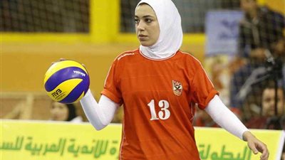 نيرمين المنشاوي تنتظم في تدريبات الطائرة الاهلى بعد 3 أسابيع