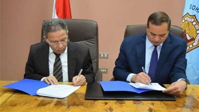 بروتوكول تعاون بين نقابة الأطباء وجامعة سوهاج لشراء جهاز بـ 12 مليون جنيه