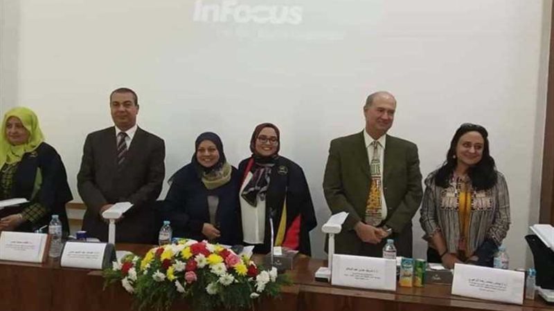 دكتوراه عن تأثيث