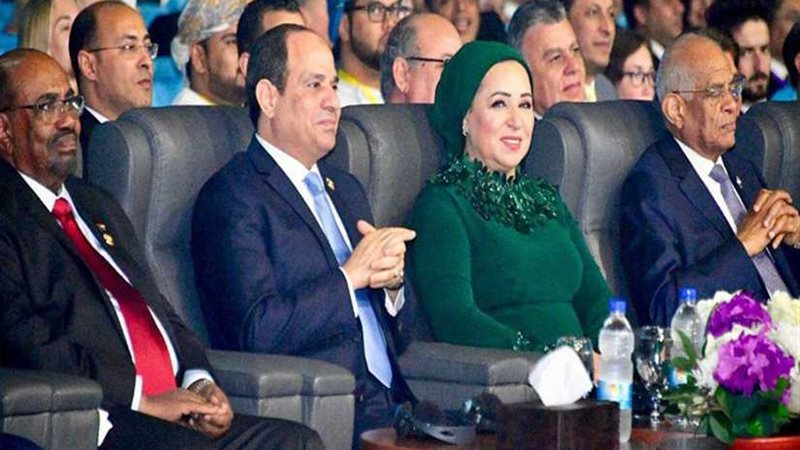 الرئيس يشارك في الحفل