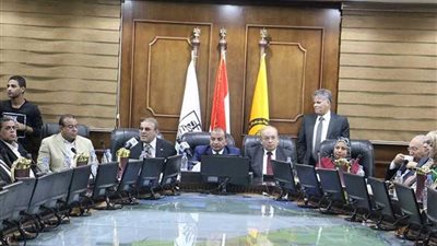 تعاون استشاري بين جامعة بني سويف والمحافظة