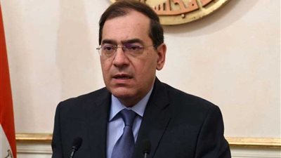 الملا يبحث مع مسؤولي 