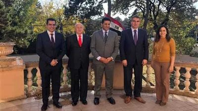 سفير مصر في بلجراد يستقبل عمدة 