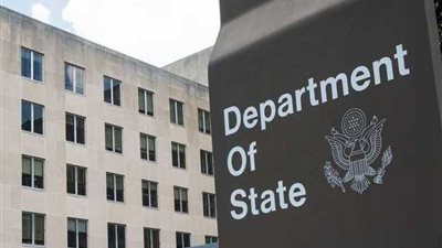 واشنطن تحذّر الموانئ وشركات التأمين من التعامل مع نفط إيران