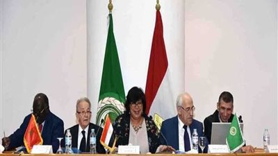 وزيرة الثقافة وأمين الجامعة العربية يؤكدان عروبة القدس