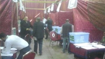 أعضاء الوفد يتوافدون لمقر الحزب للإدلاء بأصواتهم في انتخابات الهيئة العليا‎