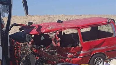 إصابة 13 شخصًا جراء انقلاب سيارة بالطريق الصحراوي بالبحيرة