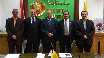 2.2 مليون جنيه إعانات طلابية هذا العام بجامعة المنيا