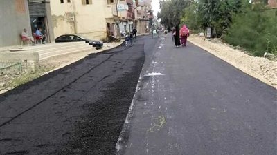 470 ألف جنيه لرصف طريق 