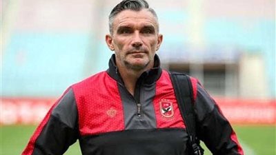 تشكيل الأهلي لمواجهة الترجي.. وظهور ميدو جابر ومروان محسن